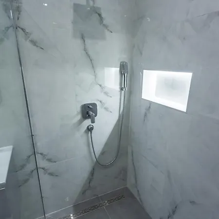 Vila Secluded House - Guaranteed Privacy - Heated Pool *